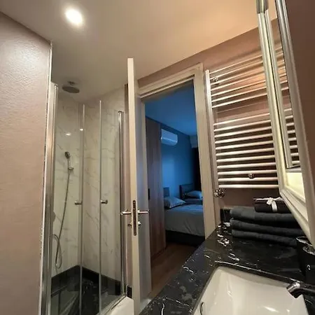 Apartment Vadistanbul Avm Yani 3+1 Bahce Kati