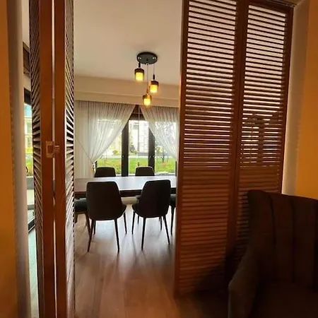 Vadistanbul Avm Yani 3+1 Bahce Kati Apartment Istanbul