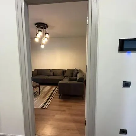 Apartment Vadistanbul Avm Yani 3+1 Bahce Kati *
